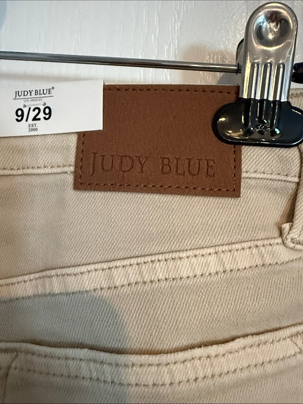 Judy Blue Beige Wide Leg Distressed Jeans